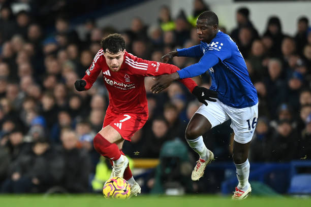 际足坛关注 际足坛关注